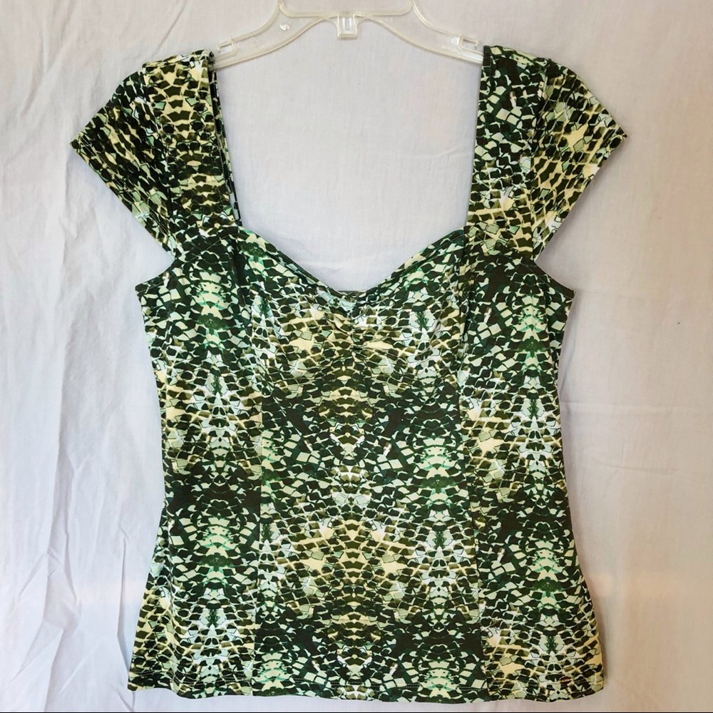 Guess cap sleeve green print stretch top